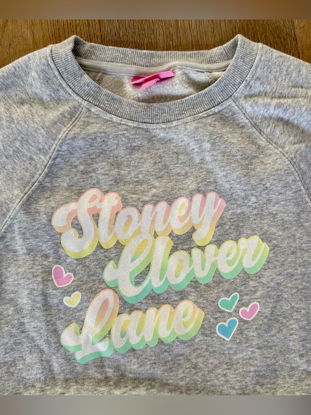 ☘️Stoney Clover Lane Light Gray crewneck, women’s size XS/Youth XL